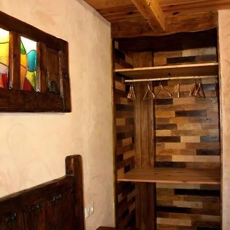 El Descanso Del Talegones Holiday home *